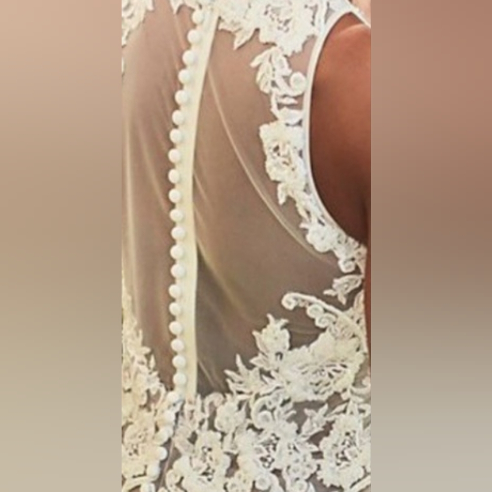 Galina Signature Gown in Ivory/Bisque - Picture 5 of 10